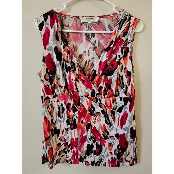 Jones Studio Tops - Jones Studio Sleeveless Floral Blouse Women's Size‎ Medium